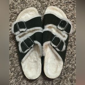Birkenstock Arizona Shearling Size 39/8 Forest Green
